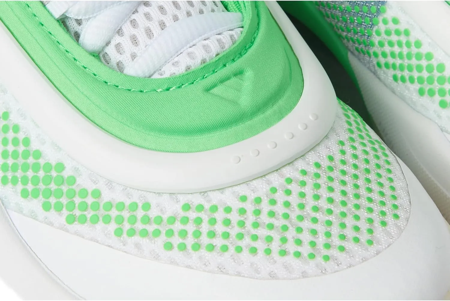 adidas Unisex-Child D.o.n. Issue 6 Basketball Sneaker
