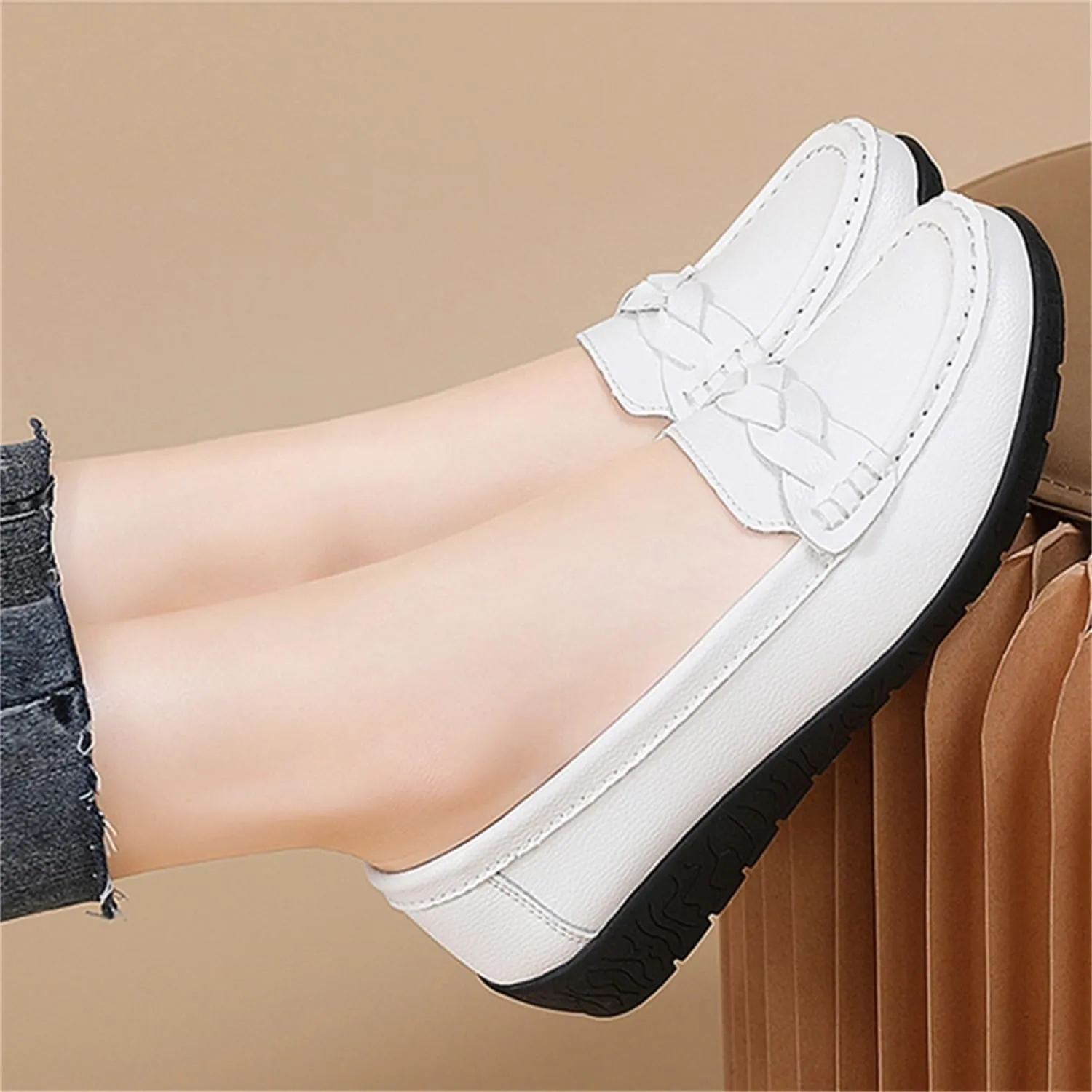 CHUUMEE Cowhide Leather Women's Flat Loafers Round Toe Minimalist Business Office Versatile Slip On Lightweight Casual Shoes