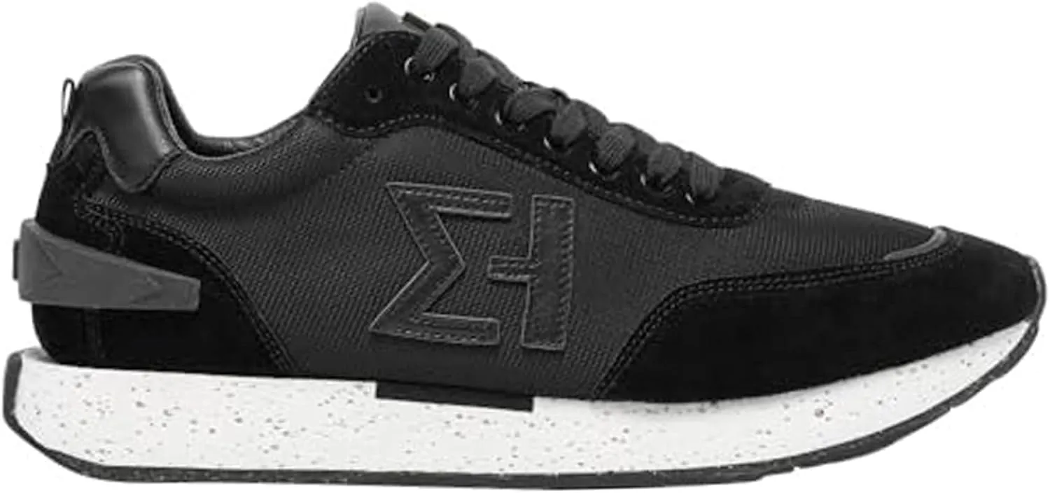 ELHANN.H The SJ Sneakers Combines Simple Lines with a Dynamic Style.