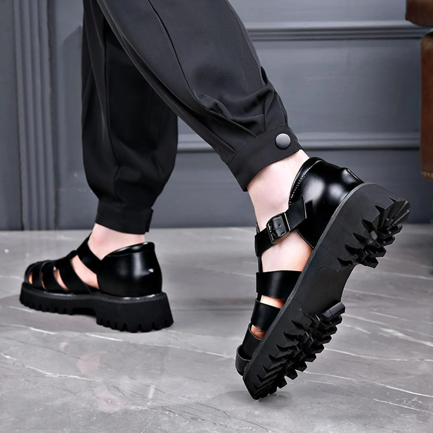 Men's Retro Genuine Leather Thick Soled Fisherman Sandals Summer Outdoor Adjustable Closed Toe Sandals Breathable And Lightweight Arch Support Sandals