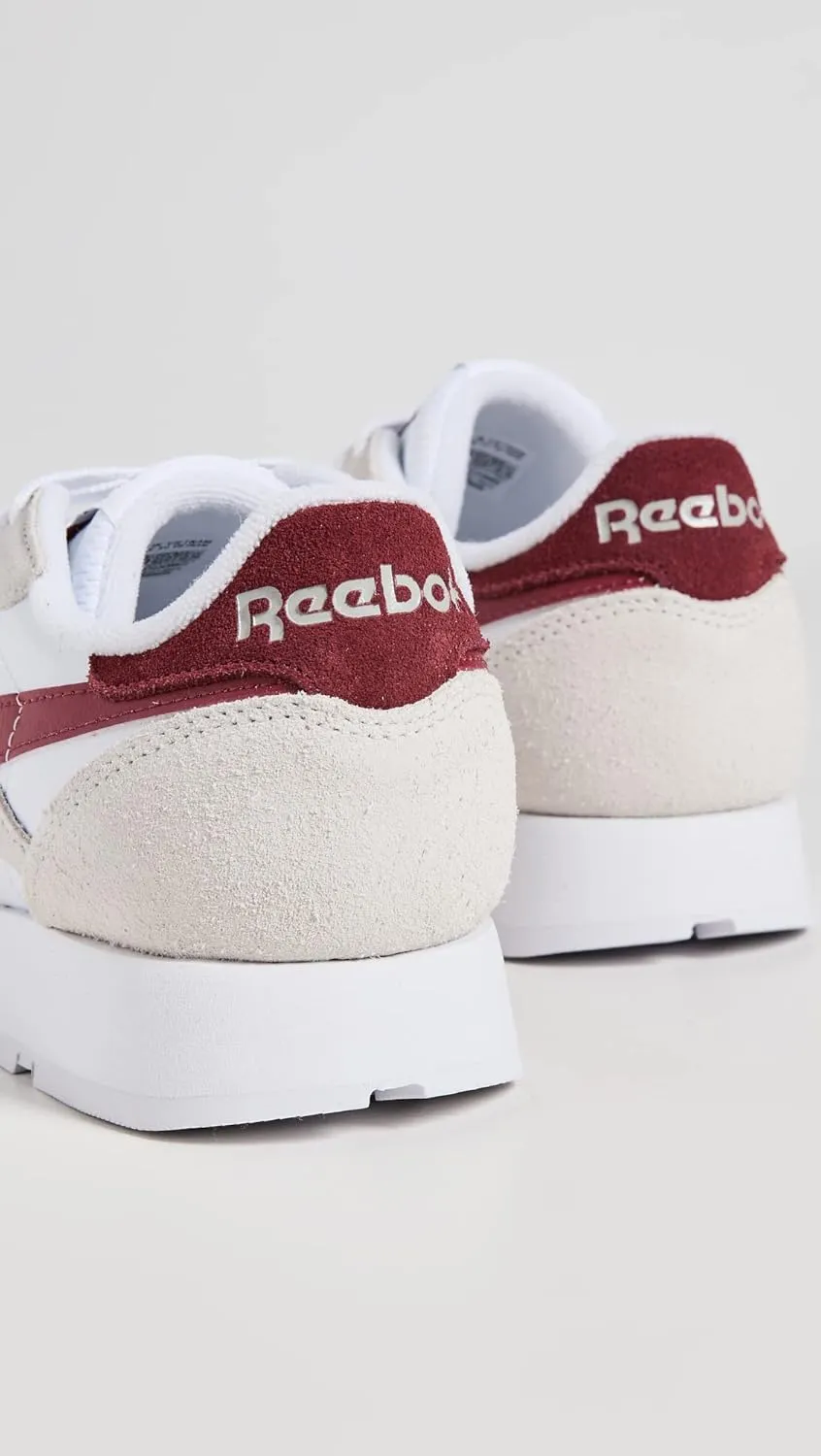 Reebok Unisex-Adult Classic Leather Sneaker