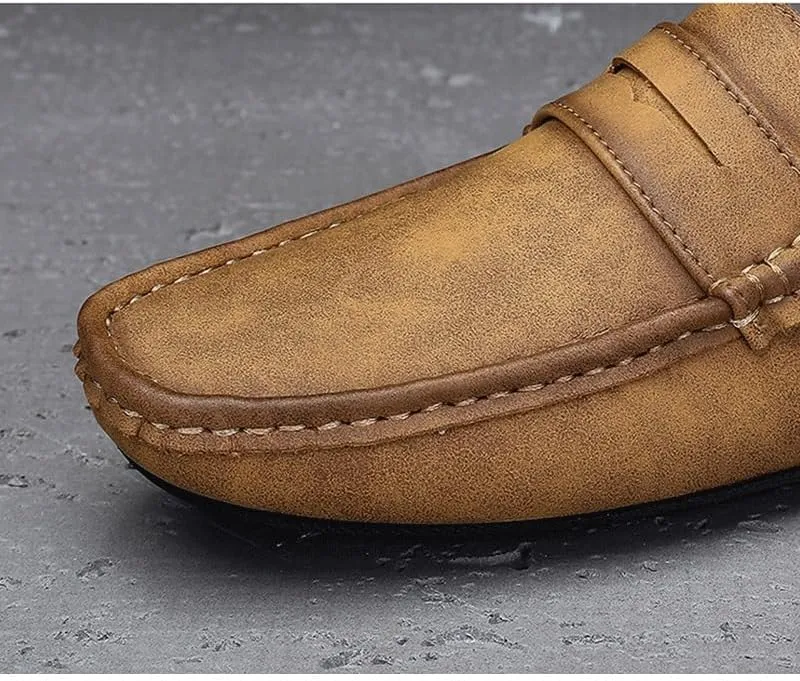 Shoes Men's Low-top Soft-Soled Slip-on Loafers Versatile Comfortable Square-Toed Oxford Shoes for Parties Weddings Driving Men Casual and Breathable Shoes