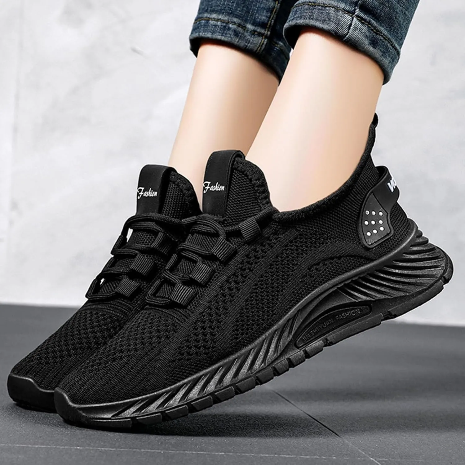 Slip on Sneakers for Women Chunky Fashion Sneakers Platform Lace-Up Comfortable Sneakers Casual Walking Shoes