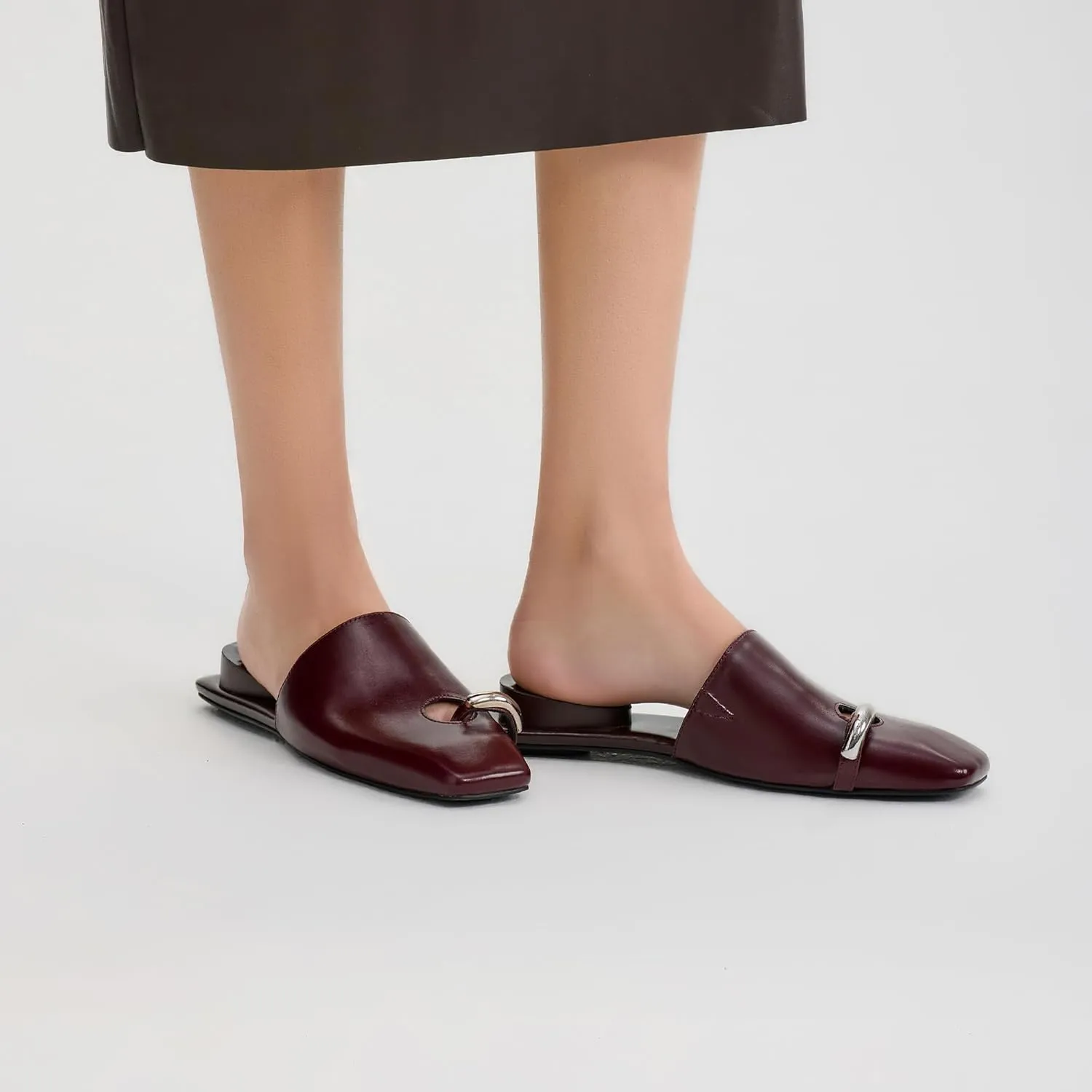 Square Toe Mule Sandals for Women Slip On Kitten Heels with Inverted Heel Cushioned Footbed Toe Ring Clog Slides Low Heel Faux Leather