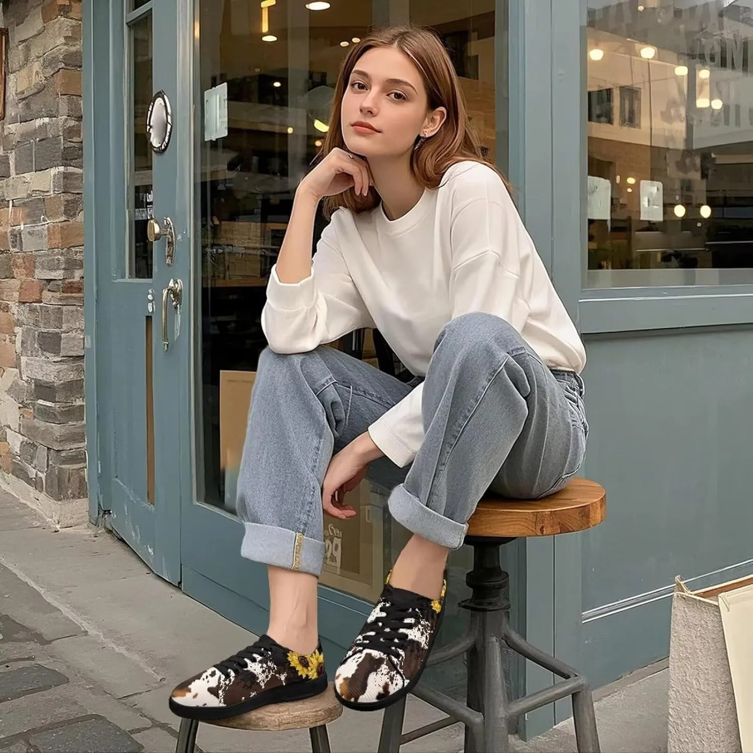 Women Classic Fashion Sneakers Lace Up Low Top Canvas Casual Sneakers Lightweight Breathable Comfort Wide Toe Shoes