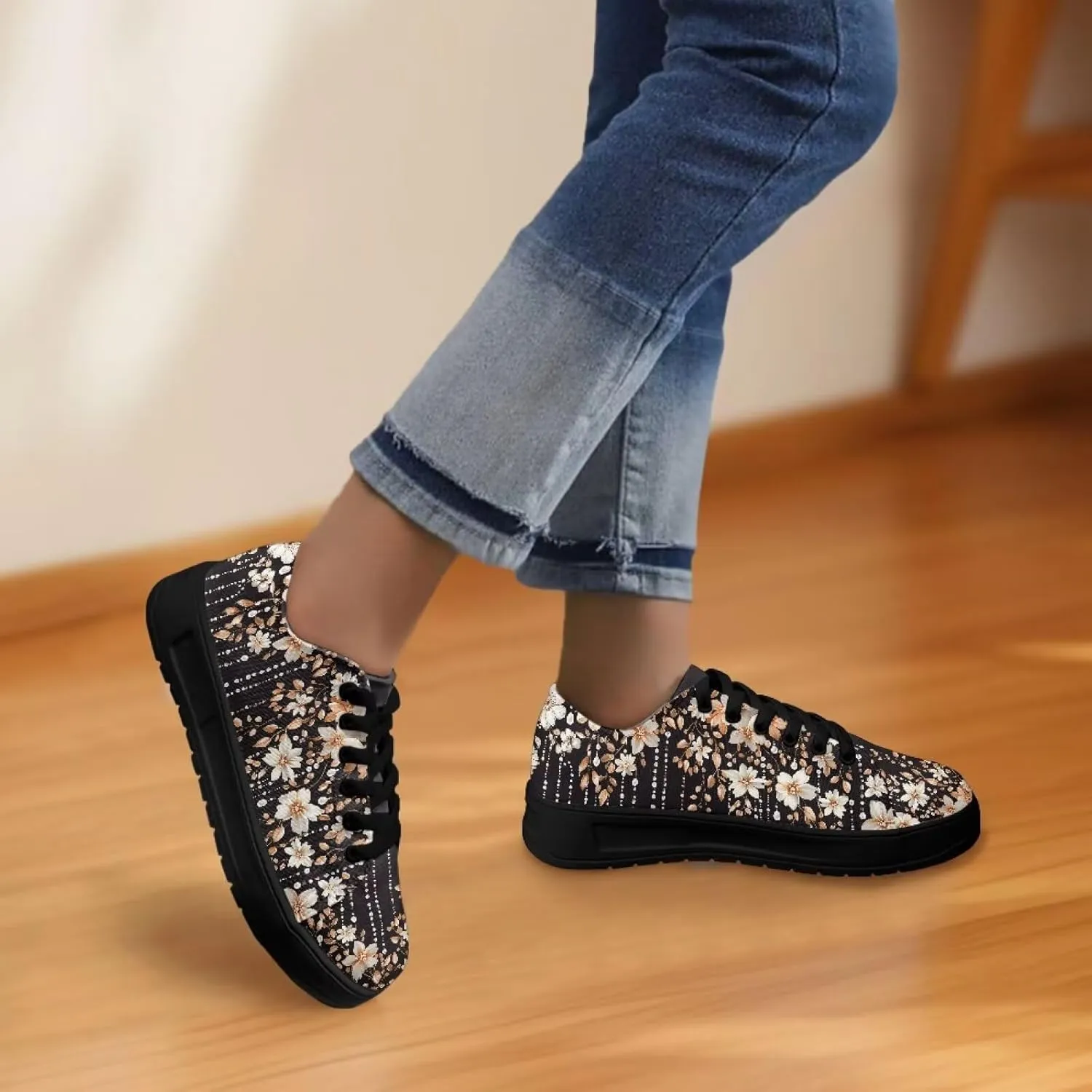 Women's Casual Canvas Sneakers Comfortable Low Top Walking Shoes Classic Lightweight Tennis Shoes Fashion Sneakers