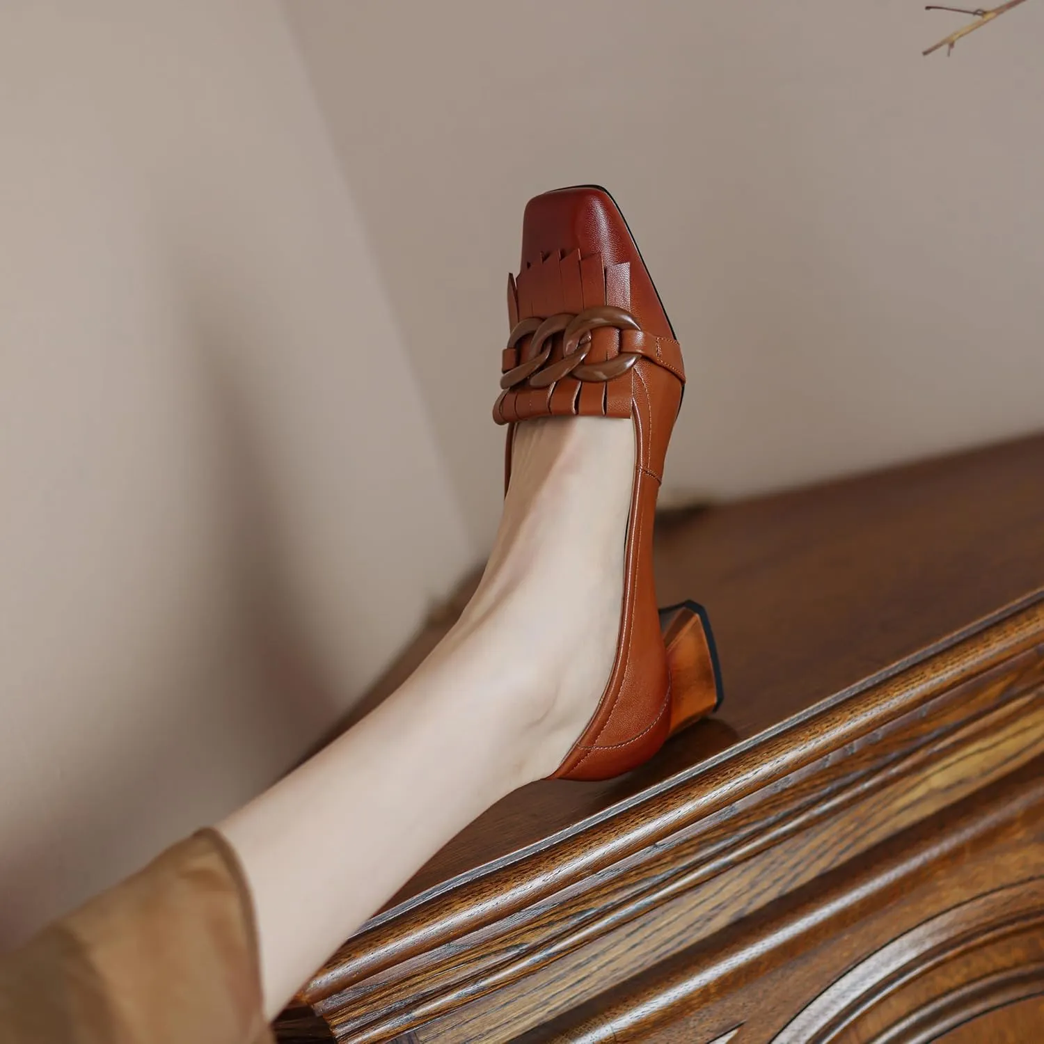 Women's Retro Loafers Shoes Genuine Leather Square Toe Heeled Loafers for Women Slip on Chunky Heel with Chain Tassels Handmade